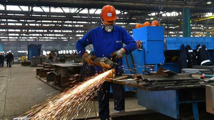 <p>Uluslararası Para Fonu'nun (IMF) Nisan 2026 tarihli D&uuml;nya Ekonomik G&ouml;r&uuml;n&uuml;m&uuml; raporu, T&uuml;rkiye'nin k&uuml;resel ekonomideki yerinde yaşanan yukarı y&ouml;nl&uuml; hareketliliği g&ouml;zler &ouml;n&uuml;ne serdi.</p>
