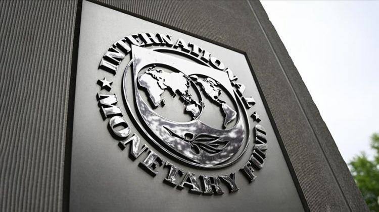 <p>IMF'nin veri setindeki 1 trilyon 597,3 milyar dolarlık rakam, T&Uuml;İK verisinin yalnızca 1 milyar dolar &uuml;zerinde yer alarak resmi istatistikleri teyit etti.</p>
