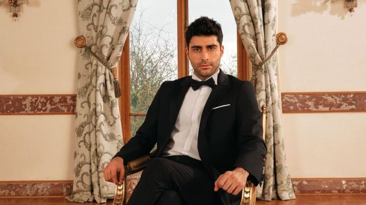 <p>Bir etkinlikte g&ouml;r&uuml;nt&uuml;lenen &uuml;nl&uuml; oyuncunun aldığı kilolar dikkatlerden ka&ccedil;madı.&nbsp;</p>
