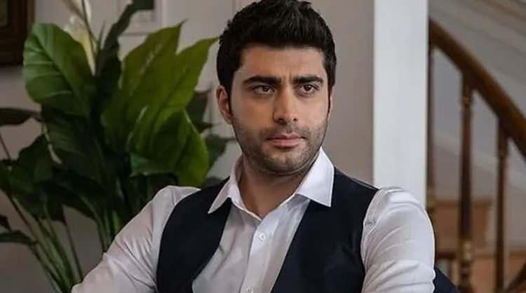 <p>İşte yeni projesiyle ekranlara d&ouml;nmeye hazırlanan &uuml;nl&uuml; oyuncunun inaılmaz değişimi...</p>
