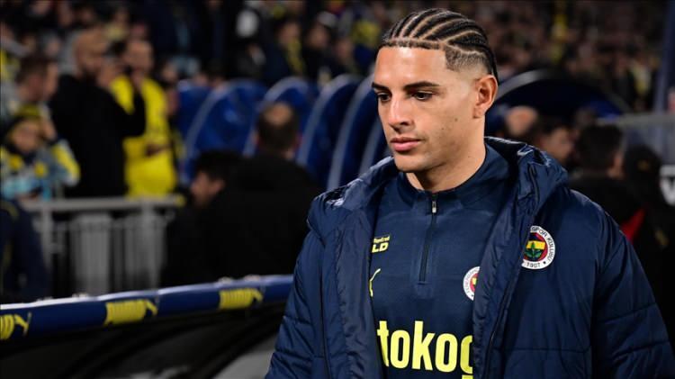 <p>* Diego Carlos<br />
<br />
** Brezilyalı oyuncu kadroda d&uuml;ş&uuml;n&uuml;lm&uuml;yor.</p>
