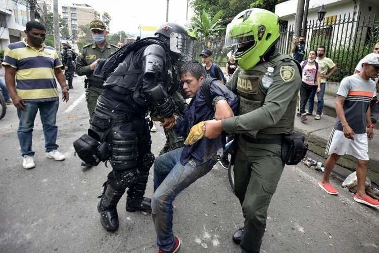 <p><strong><span style="color:#B22222">12)&nbsp; MEDELLIN&nbsp; </span>|&nbsp; KOLOMBİYA</strong></p>
