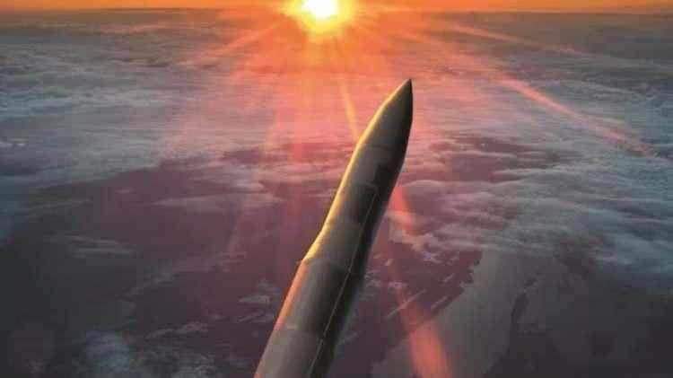 <p>Y&uuml;ksek isabet oranına sahip uzun menzilli bir ICBM. ABD'nin n&uuml;kleer cephaneliğinin temel taşıdır.&nbsp;</p>
