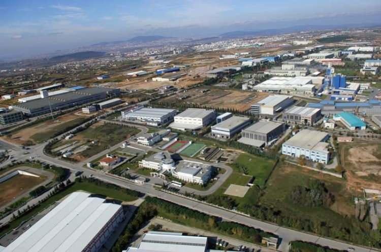 <p><span style="color:#B22222"><strong>GEBZE</strong></span></p>

<p>T&uuml;rkiye'nin sanayi kalbine d&ouml;n&uuml;şt&uuml;.</p>
