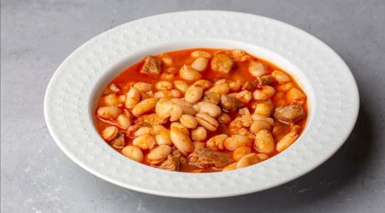 <p><strong>Uzman isim, bu noktada g&uuml;nde en az yarım fincan pişmiş fasulye t&uuml;ketilmesini &ouml;neriyor.</strong></p>
