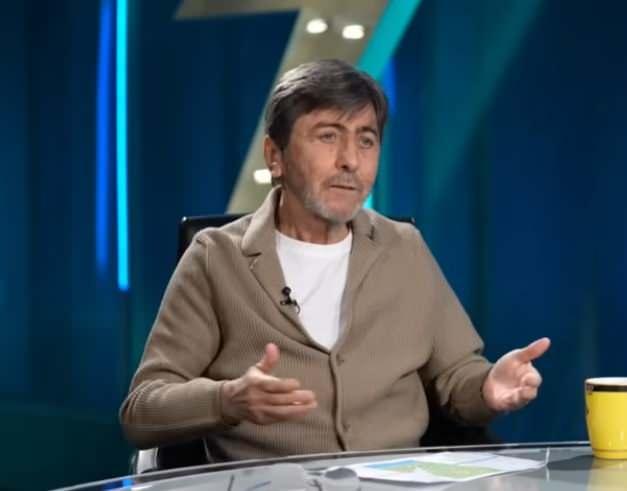 <p><strong>Bu panikle kongre kararı alıp Ali Ko&ccedil; y&ouml;netiminin yaptığı hatayı yapmamak lazım.</strong></p>
