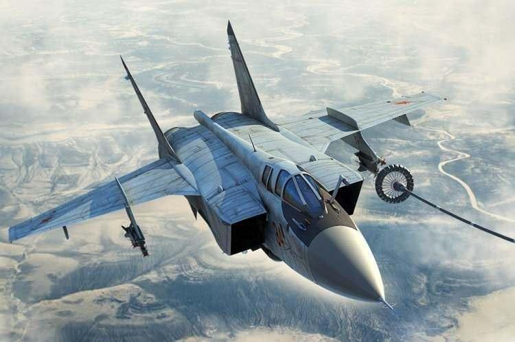 <p><strong><span style="color:#B22222">8)&nbsp; MIG-31 FOXHOUND</span>&nbsp; |&nbsp; SOVYETLER BİRLİĞİ</strong></p>
