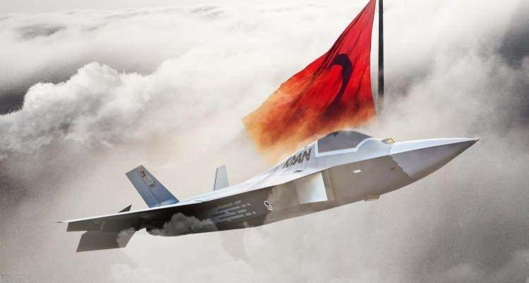 <p>14 metre kanat a&ccedil;ıklığına sahip KAAN, 21 metre uzunluğunda ve 6 metre y&uuml;ksekliğinde. KAAN'ın azami hızı ise 1,8 Mach (40.000 ft)'tır.</p>
