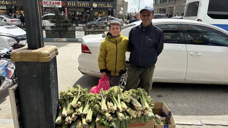 <p>U&ccedil;kunun hen&uuml;z yeni &ccedil;ıkmaya başladığını ve miktar arttık&ccedil;a fiyatların normale d&ouml;neceğini vurgulayan Orhan, şunları kaydetti:</p>
