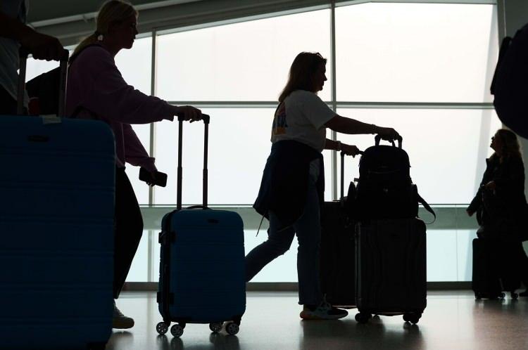 <p>Cumartesi g&uuml;n&uuml;ne denk gelen 16 Mayıs ile asıl tatil başlıyor.</p>

<p>16 Mayıs Cumartesi g&uuml;n&uuml;nden 31 Mayıs Pazar g&uuml;n&uuml;ne kadar s&uuml;recek olan o b&uuml;y&uuml;k maratonun kapısı burada aralanıyor.</p>

<p>&nbsp;</p>
