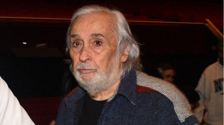 <p><strong>Sabah Gazetesi'nin haberine g&ouml;re; Gezen gelen tepkiler sonrasında t&uuml;m &ccedil;alışanlarına mesaj g&ouml;ndererek "Evraklarınızı hazırlayın SGK girişleriniz yapılacak" talimatı verdi.&nbsp;</strong></p>
