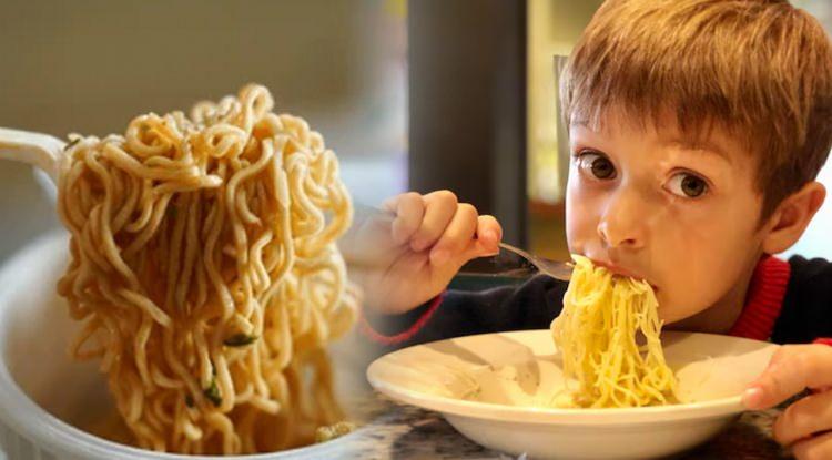 Uzmanlar uyarıyor: &Ccedil;ocuklarda Noodle hipertansiyona yol a&ccedil;ıyor!