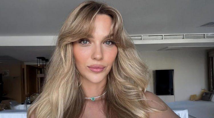 <p>Usta sanat&ccedil;ı İbrahim Tatlıses'in gelini Yasemin Tatlıses, son yaptığı a&ccedil;ıklamalarla g&uuml;ndeme geldi. Bir etkinlikte kameralara yansıyan Tatlıses, hem yakın zamanda taburcu olan kayınpederinin hem de minik oğlu Ayel'in sağlık durumuna ilişkin konuştu.</p>
