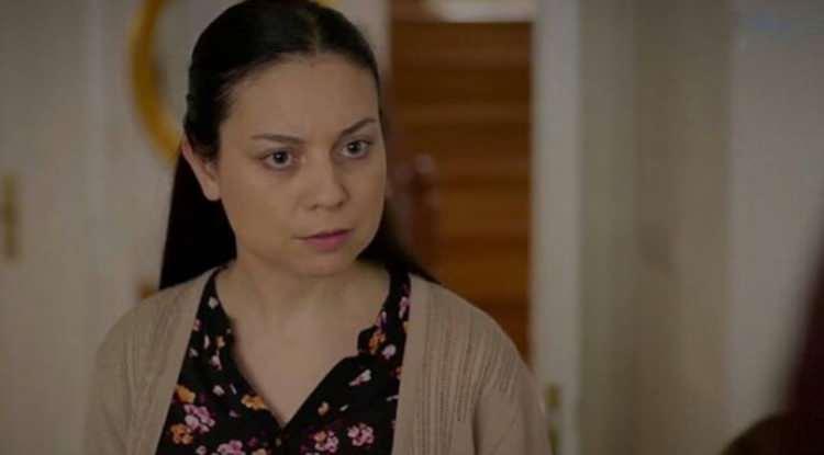 <p>Bir d&ouml;nem Zerda dizisinde canlandırdığı Sıla karakterine hayat veren &uuml;nl&uuml; oyuncu Derya Artemal uzun zaman sonra ortaya &ccedil;ıktı. &Uuml;nl&uuml; oyuncunun yıllar i&ccedil;indeki değişimi g&uuml;ndem oldu.&nbsp;</p>
