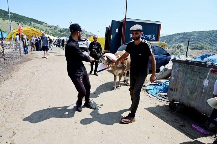 <p>Din İşleri Y&uuml;ksek Kurulundan aldığı bilgilerle, vekaletle kurban organizasyonlarında dikkat edilmesi gereken hususları listeledi.&nbsp;</p>

<p>&nbsp;</p>
