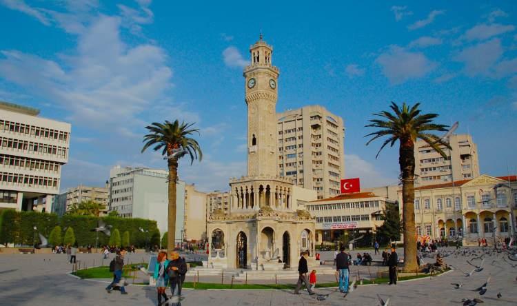 <p><strong>35. İZMİR - KONAK SAAT KULESİ</strong></p>

<p>&nbsp;</p>
