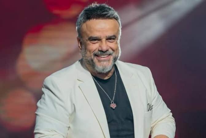 <p><strong>3 ayda verdiği 18 kilo ile dikkatleri &uuml;zerine &ccedil;eken B&uuml;lent Serttaş, zayıflama y&ouml;ntemini t&uuml;m ger&ccedil;ekliği ile ilk kez a&ccedil;ıkladı.</strong></p>
