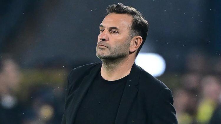<p><strong>Kendisini &ccedil;ok başarılı buluyorum ve canı g&ouml;n&uuml;lden tebrik ediyorum. Her zaman aradım, nasipse yine ma&ccedil;tan sonra onları arayacağım.</strong></p>
