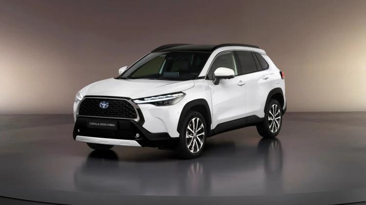 <p><strong>2. TOYOTA</strong></p>
