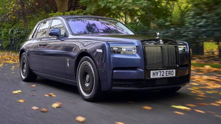 <p><span style="color:#B22222"><strong>ROLLS-ROYCE PHANTOM VIII </strong></span></p>

<p><strong>&ndash; 5,9 METRE </strong></p>

<p><strong>(BİRLEŞİK KRALLIK)</strong></p>
