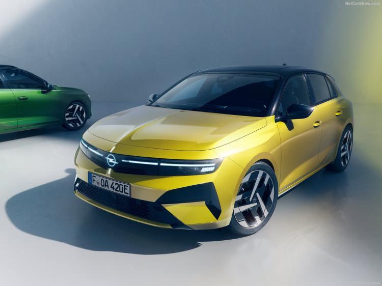<p>Yeni Opel Astra T&uuml;rkiye pazarında ilk etapta 1.5 litrelik dizel motor ile satışa sunuyor. 96 kW (130 HP) g&uuml;&ccedil; &uuml;reten bu motor, y&uuml;ksek verimlilik ile g&uuml;&ccedil;l&uuml; performansı bir arada sunuyor.&nbsp;</p>
