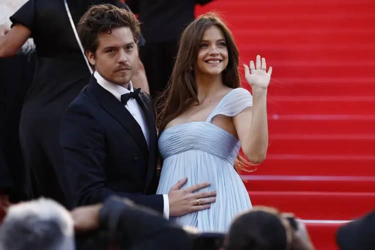 <p><strong>79'uncusu d&uuml;zenlenen Cannes Film Festivali'nde belirginleşen karnıyla katılan Barbara Palvin gecede ilgi odağı haline geldi.</strong></p>

