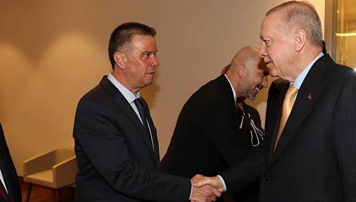 <p>Yenipazar Belediye Başkanı Malik Ercan,</p>

<p><br />
&nbsp;</p>
