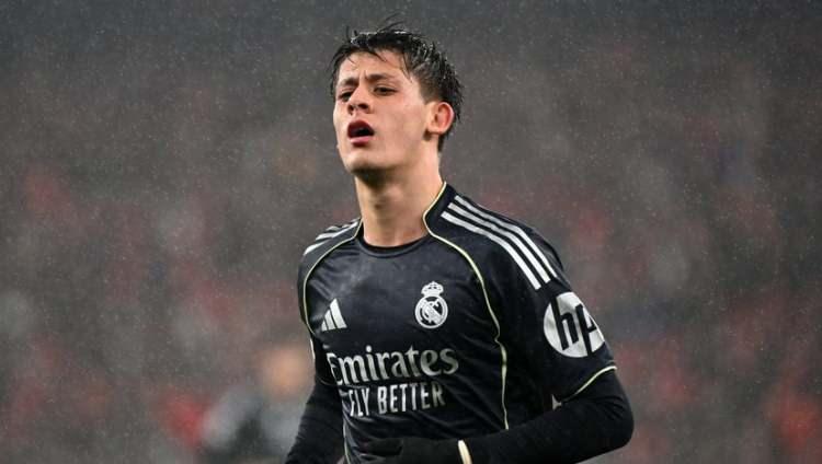 <p><strong>ARSENAL'DAN SERVET GİBİ TEKLİF HAZIRLIĞI</strong></p>
