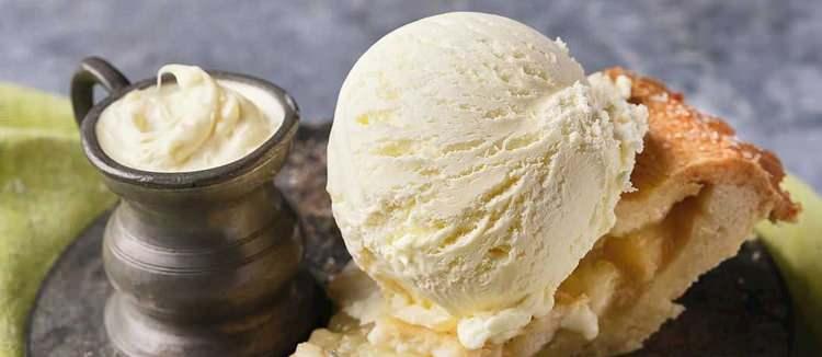 <p><span style="color:#800000"><em><strong>2. Clotted cream ice cream - İNGİLTERE</strong></em></span></p>
