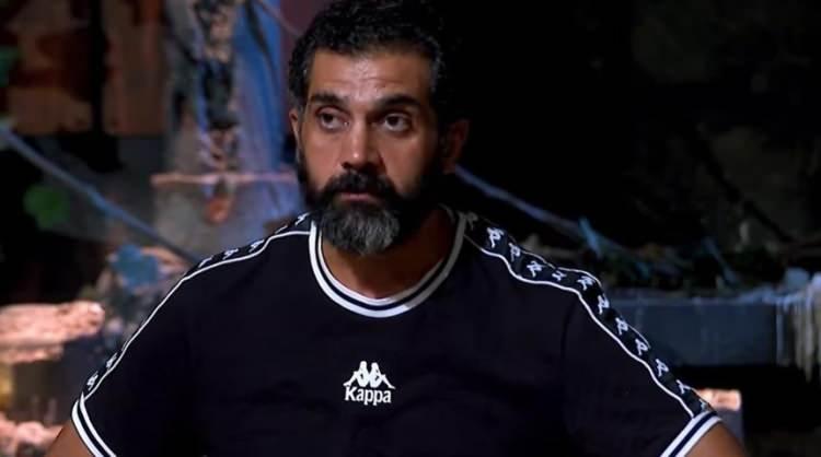 <p><strong>TV8 ekranlarının reyting rekortmeni yarışma programı "Survivor 2026", bu sezon dikkat &ccedil;eken olaylarla g&uuml;ndeme gelmeye devam ediyor.</strong></p>

