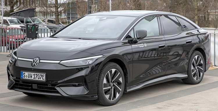 <p><span style="color:#B22222"><strong>VOLKSWAGEN ID.7 &ndash;</strong></span></p>

<p><span style="color:#B22222"><strong>697 KM</strong></span></p>
