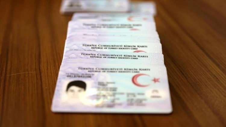 <p>2025 verilerine g&ouml;re T&uuml;rkiye&rsquo;de en yaygın isimler ve soyadı belli oldu.&nbsp;</p>
