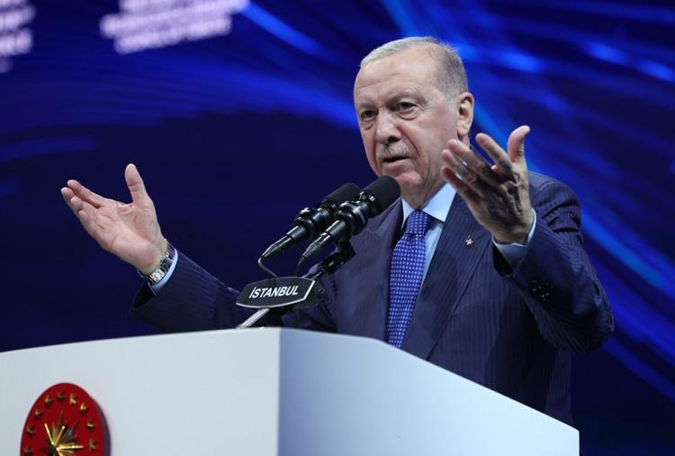 <p>AK Parti: 34,6</p>
