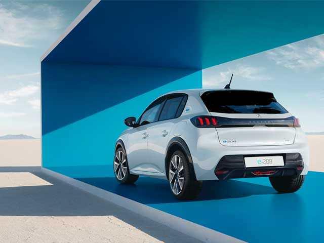 <p><span style="color:#B22222"><strong>PEUGEOT E-208 (ELEKTRİKLİ):</strong></span></p>

<p>1.999.000 TL</p>
