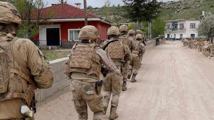 <p>Ancak Erdoğan Teryaki, 29 Eyl&uuml;l 2022 tarihinde delil yetersizliğinden beraat etti.&nbsp;</p>
