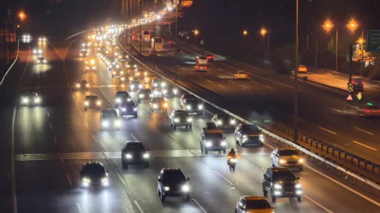<p><span style="color:#A52A2A"><strong>İSTANBUL İSTİKAMETİNDE ULAŞIM NORMAL SEYRİNDE&nbsp;</strong></span></p>

<p>&nbsp;</p>

<p>Otoyollarda İstanbul istikametinde ise trafik akışı normal seyrinde ilerliyor.</p>

