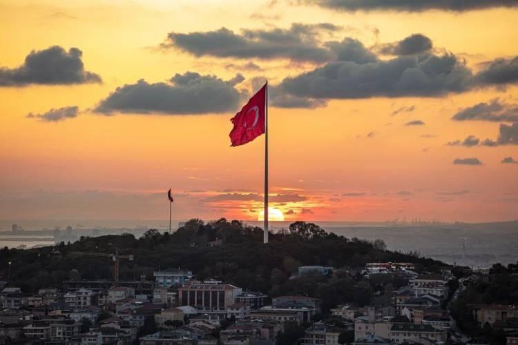 <p>T&uuml;rkiye'de &ccedil;oğu kişi bazı illerin hangi b&ouml;lgede olduğunu yanlış biliyor.</p>

<p>İşte en &ccedil;ok hata yapılan iller ve ger&ccedil;ekten ait oldukları coğrafi b&ouml;lgeler.</p>
