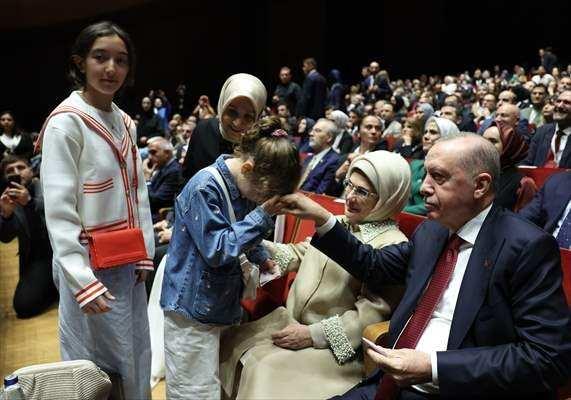 <p>Y&ouml;netmen koltuğunda Ece Erdek Ko&ccedil;oğlu'nun oturduğu dizi, yarından itibaren tabii'de izlenebilecek.</p>

<p>&nbsp;</p>
