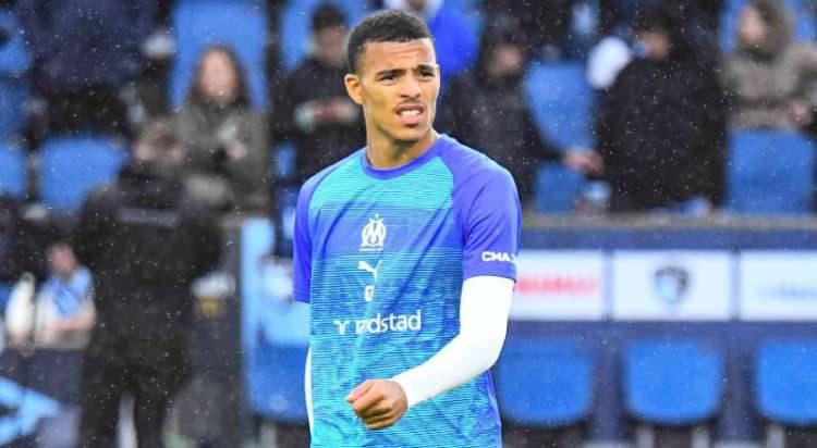 <p>Mason Greenwood'un Suudi Arabistan'dan gelen teklifleri reddettiği ve şu anda en cazip se&ccedil;eneğin Fenerbah&ccedil;e olduğu iddia edildi.<br />
<br />
&nbsp;(FANATİK)</p>
