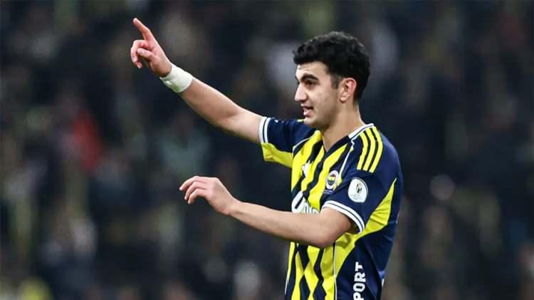 <p>Lyon'un Yiğit Efe Demir'i yakından takip ettiği ve Fenerbah&ccedil;e'ye resmi teklif sunabileceği belirtildi.<br />
<br />
(TAKVİM)</p>
