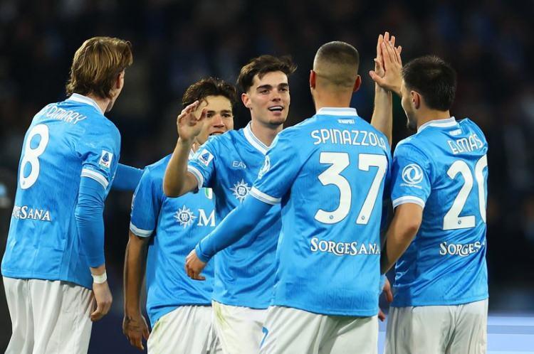 <p>* Napoli</p>
