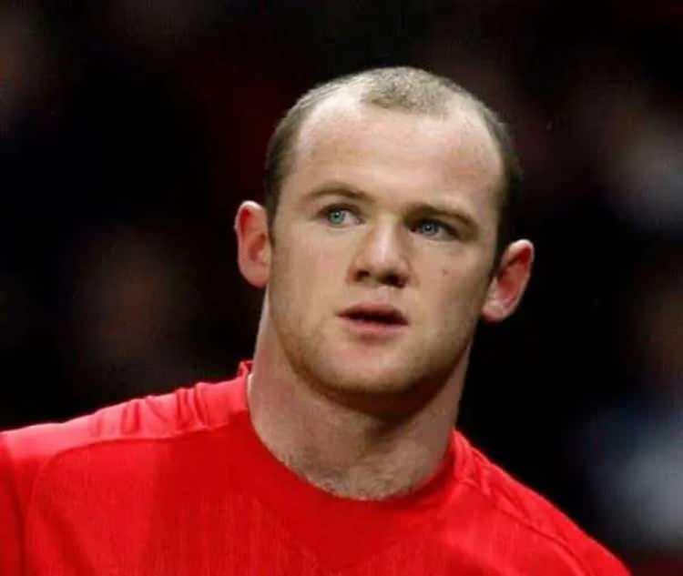 <p><span style="color:inherit"><strong><span style="color:rgb(178, 34, 34)">WAYNE ROONEY&nbsp;&nbsp;</span>|&nbsp; Eski futbolcu</strong></span></p>

<p>&nbsp;</p>
