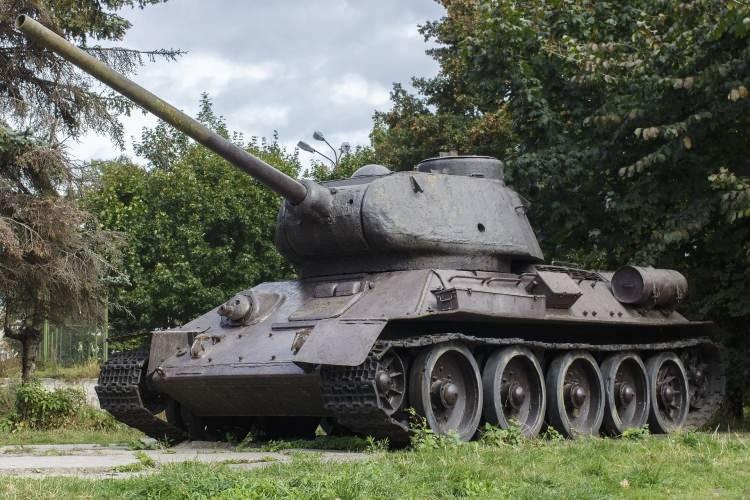 <p>11 - G&Uuml;NEY KORE ( 1831 TANK )</p>
