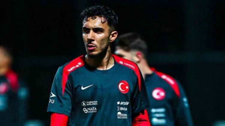 <p>* Emirhan Top&ccedil;u</p>
