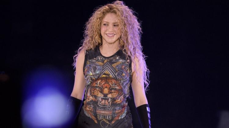 <p><span style="color:#800000"><strong>183 G&Uuml;N KURALI DAVANIN SEYRİNİ DEĞİŞTİRDİ</strong></span></p>

<p><strong>Maliye, Shakira'nın 2011 yılından itibaren İspanya'da yaşadığını iddia ediyordu.</strong></p>
