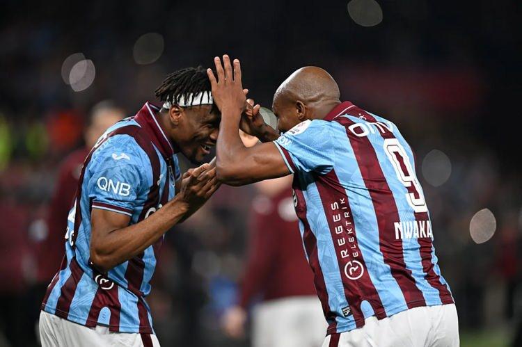 <p><strong>MEVCUT DURUMDA EN RAHAT TAKIM TRABZONSPOR</strong></p>

