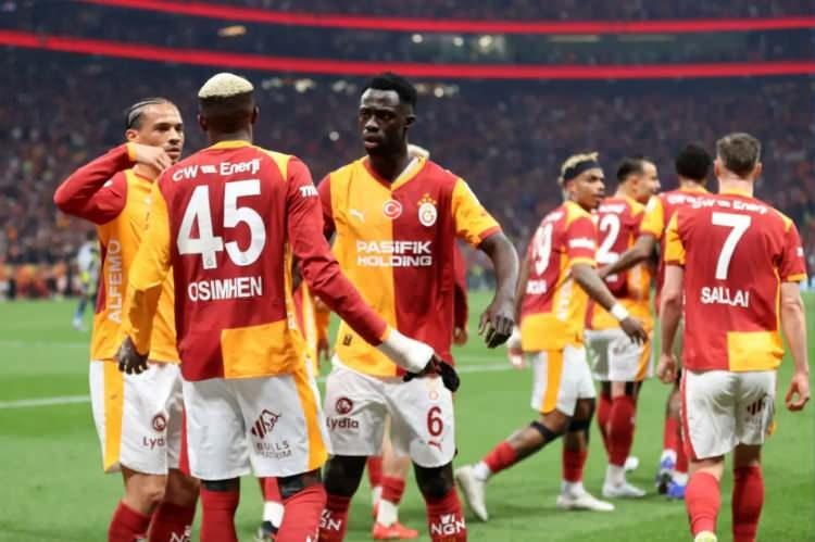 <p>Sarı-kırmızılı takımın mevcut kadrosunda 15 yabancı isim kalacak.</p>
