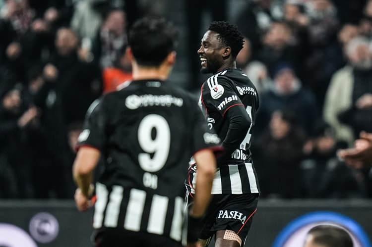 <p>Beşiktaş'ın kadrosunda bulunan 15 yabancı futbolcu ise ş&ouml;yle:</p>
