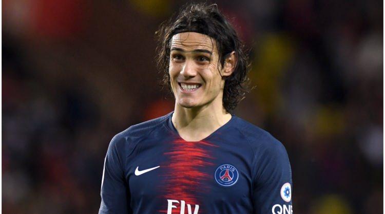 <p><strong><span style="color:#B22222">8)&nbsp; EDİNSON CAVANİ</span>&nbsp; |&nbsp; 16</strong></p>
