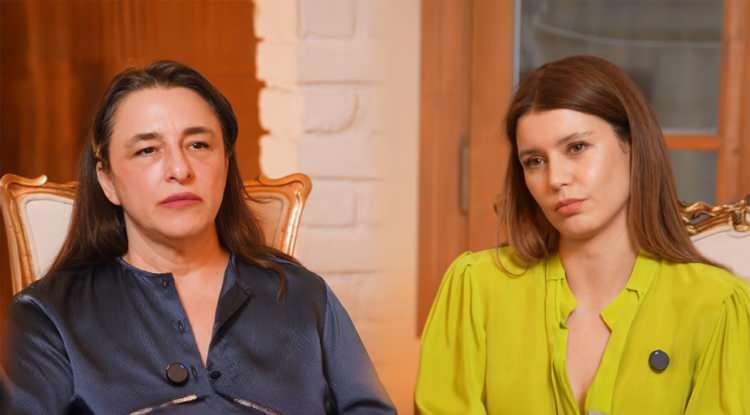 Beren Saat'ten dikkat &ccedil;eken sekt&ouml;r a&ccedil;ıklaması! "Bence tarihi bir seviyede"